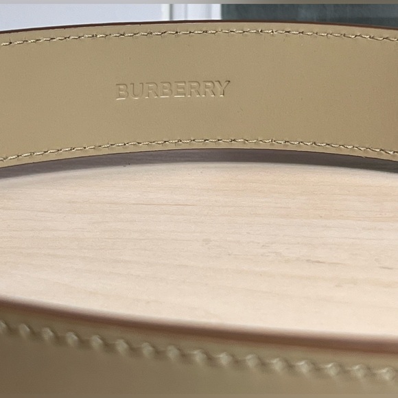 BURBERRY Leather Adjustable Belt - Picture 4 of 4